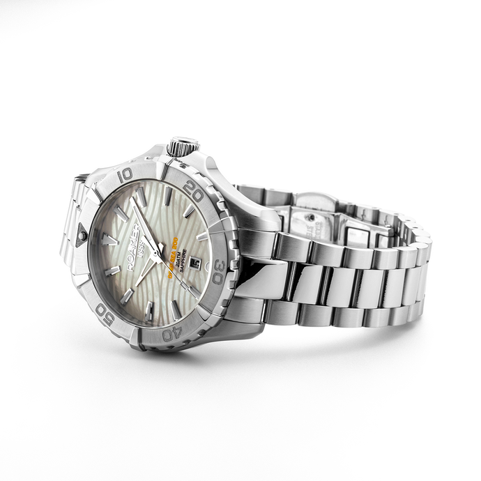 ROAMER DEEP SEA 200 LADIES