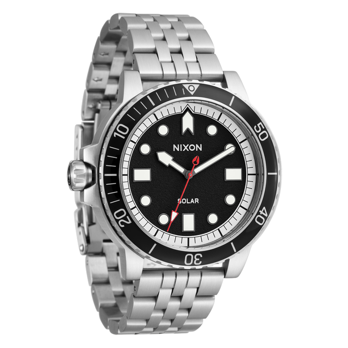 NIXON STINGER 44